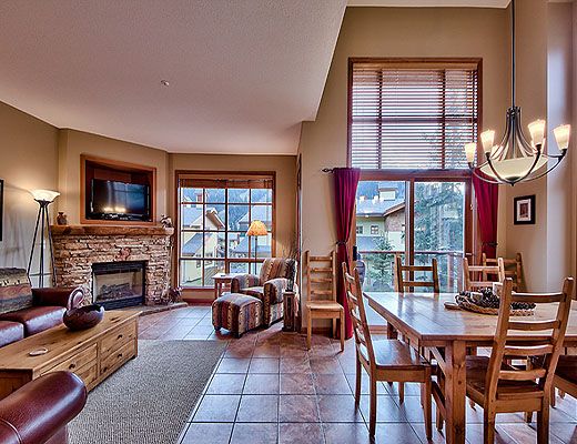 Trails Edge #48 - 3 Bdrm + Den HT - Sun Peaks (TM)