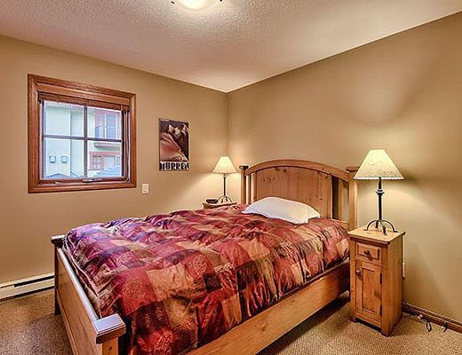 Trails Edge #48 - 3 Bdrm + Den HT - Sun Peaks (TM)