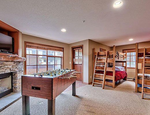 Trails Edge #48 - 3 Bdrm + Den HT - Sun Peaks (TM)