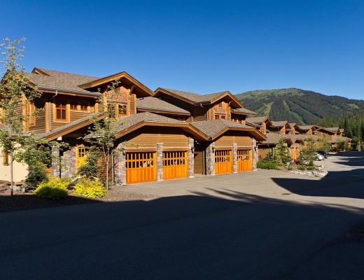 Woodhaven #16 - 2 Bdrm + Den HT - Sun Peaks