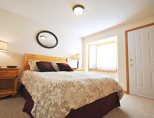 Snow Creek Village #17 - 1 Bdrm - Sun Peaks (TM)