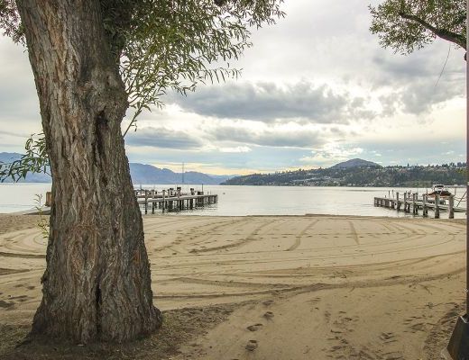 Lakeside Stroll - 4 Bedroom - Kelowna