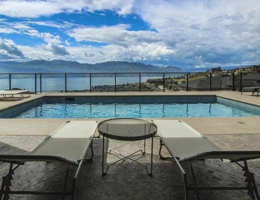 Vista Kelowna - 5 Bdrm HT w/Pool - West Kelowna (CVH)