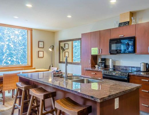 Kookaburra Lodge #303 - 2 Bdrm HT - Sun Peaks