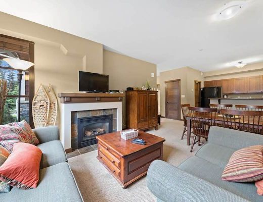Stone's Throw #2 - 2 Bdrm HT - Sun Peaks (TM)