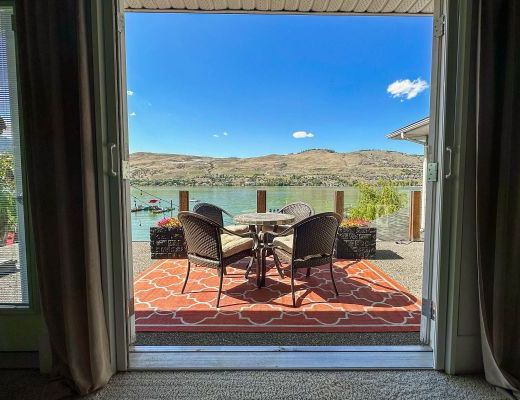 Okanagan Landing Family Home - 5 Bdrm HT - Vernon