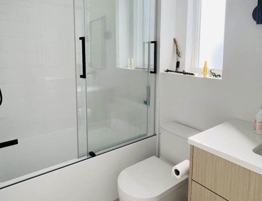 Lakeside Estate - 4 Bdrm HT - Osoyoos
