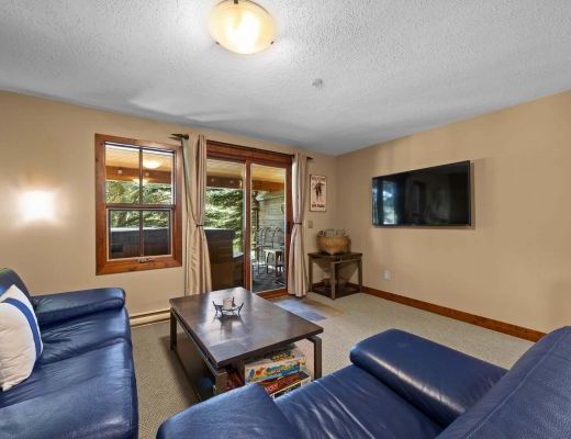 Woodhaven #46 - 2 Bdrm + Den HT - Sun Peaks (TM)