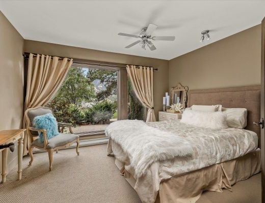 Elegant Lakeview Residence - 4 Bdrm - Oyama