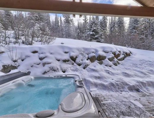 Fairways Drive Twin Oaks - 4 Bdrm HT - Sun Peaks (TM 15)