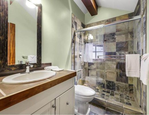 Fairways Drive Twin Oaks - 4 Bdrm HT - Sun Peaks (TM 15)