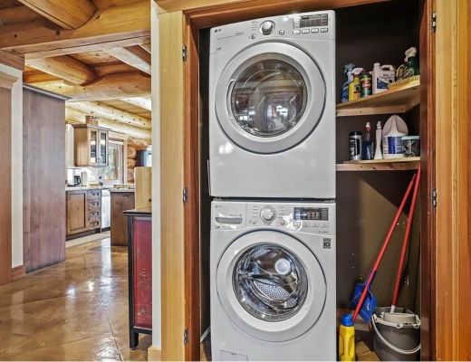 Fairways Drive Eagle View Chalet - 3 Bdrm HT - Sun Peaks (TM 15)